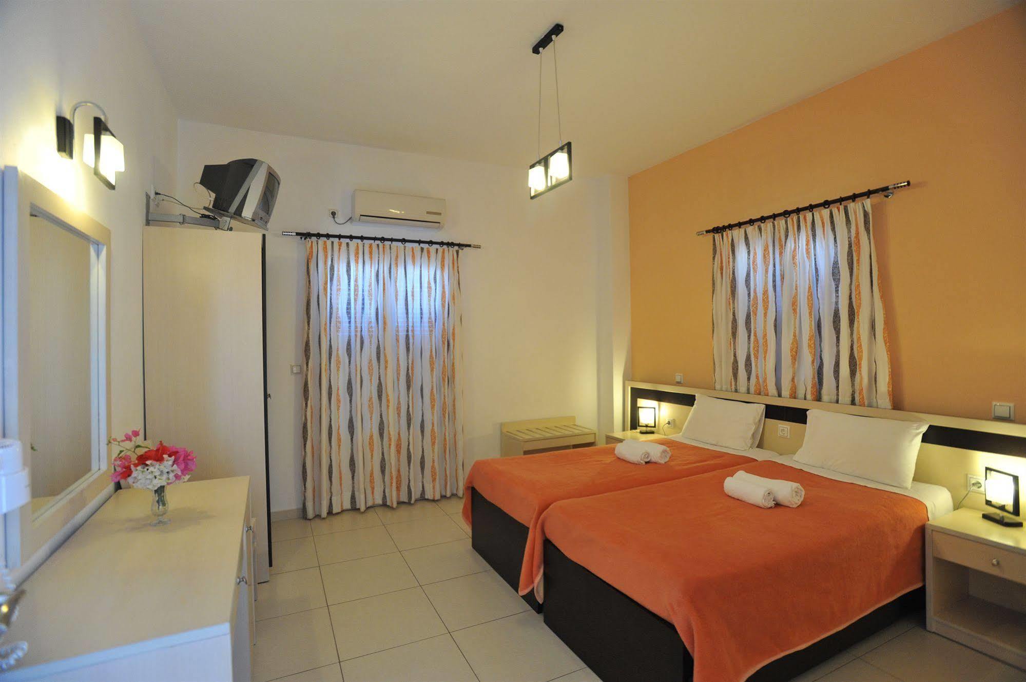 Stelios Place Perissa  Exterior photo